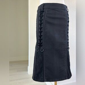 Tripp NYC Romantic Black Corset Style Twill Knee Length A-Line Skirt Womens S